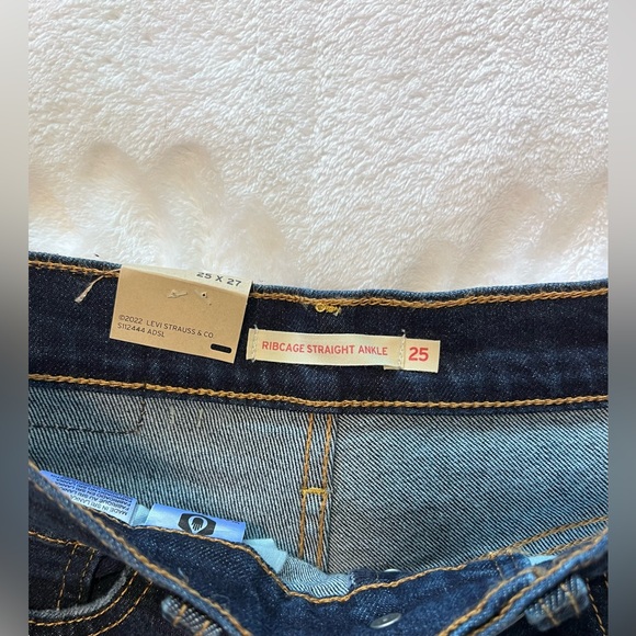 Rib cage straight ankle Levi’s jeans - Picture 1 of 5